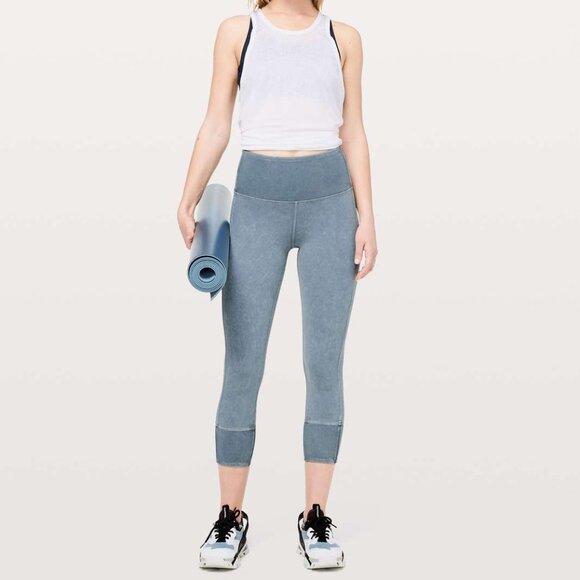 NEW Lululemon Wunder Under Crop 23" *Ribbed Washed Moon Blue size 8 - Picture 3 of 6